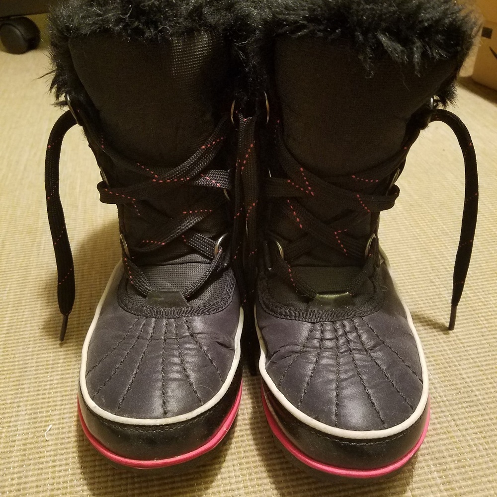 AUTHENTIC SOREL TIVOLI II WINTER BOOTS